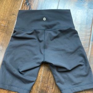 Lululemon black biker shorts size 4